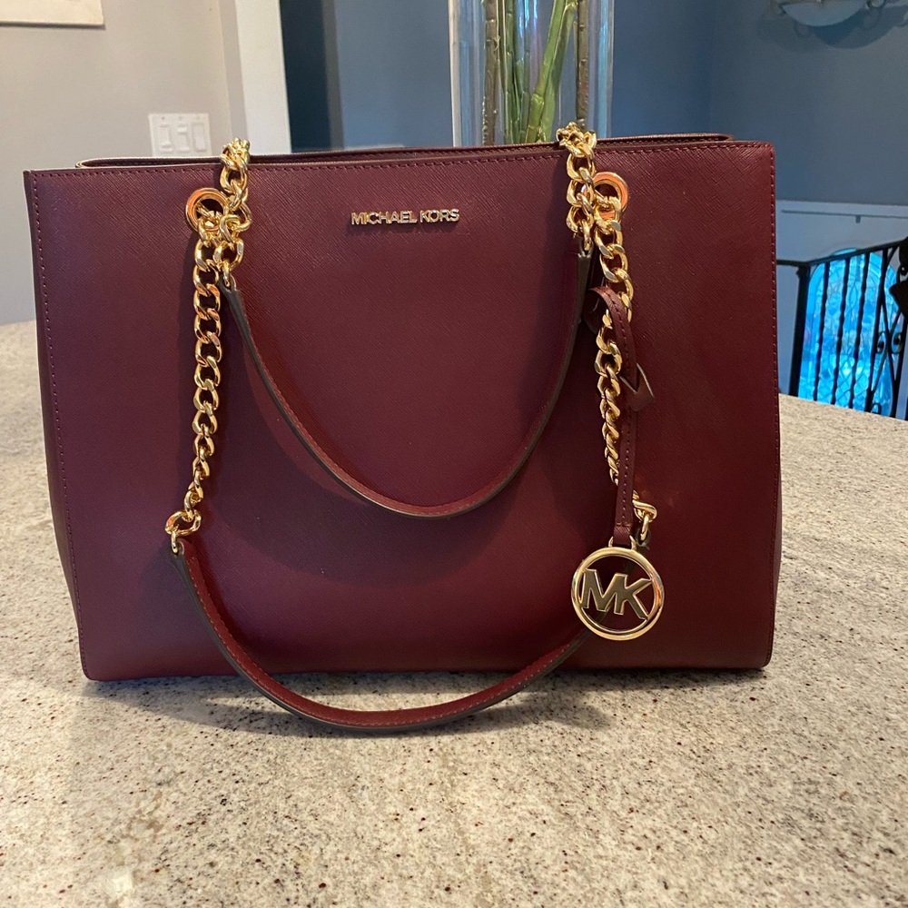 MICHAEL KORS SUSANNAH MERLOT TOTE